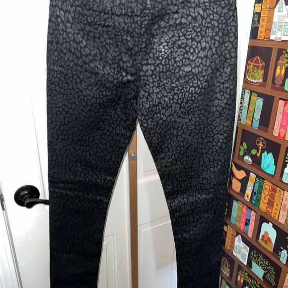 Yves St. Laurent NWT Snake Skin Print Skinny Jean Size 27 - Picture 6 of 9